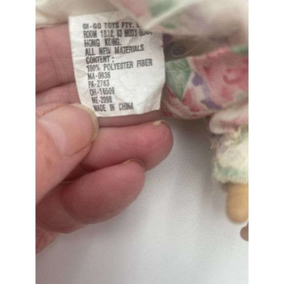 Baby so beautiful body is soft head hands legs are hard pink dress with flowers - Picture 4 of 4